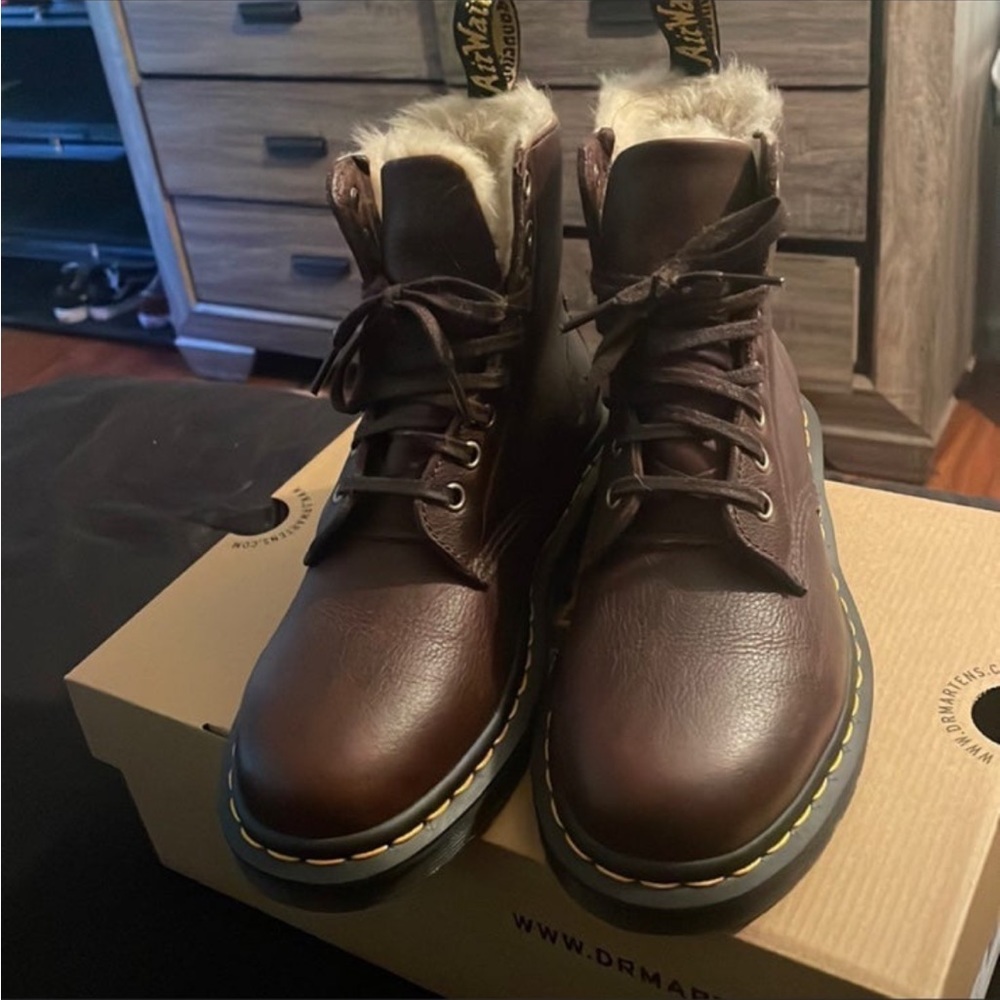 Dr Marten Sherpa Lined Boots - image 2